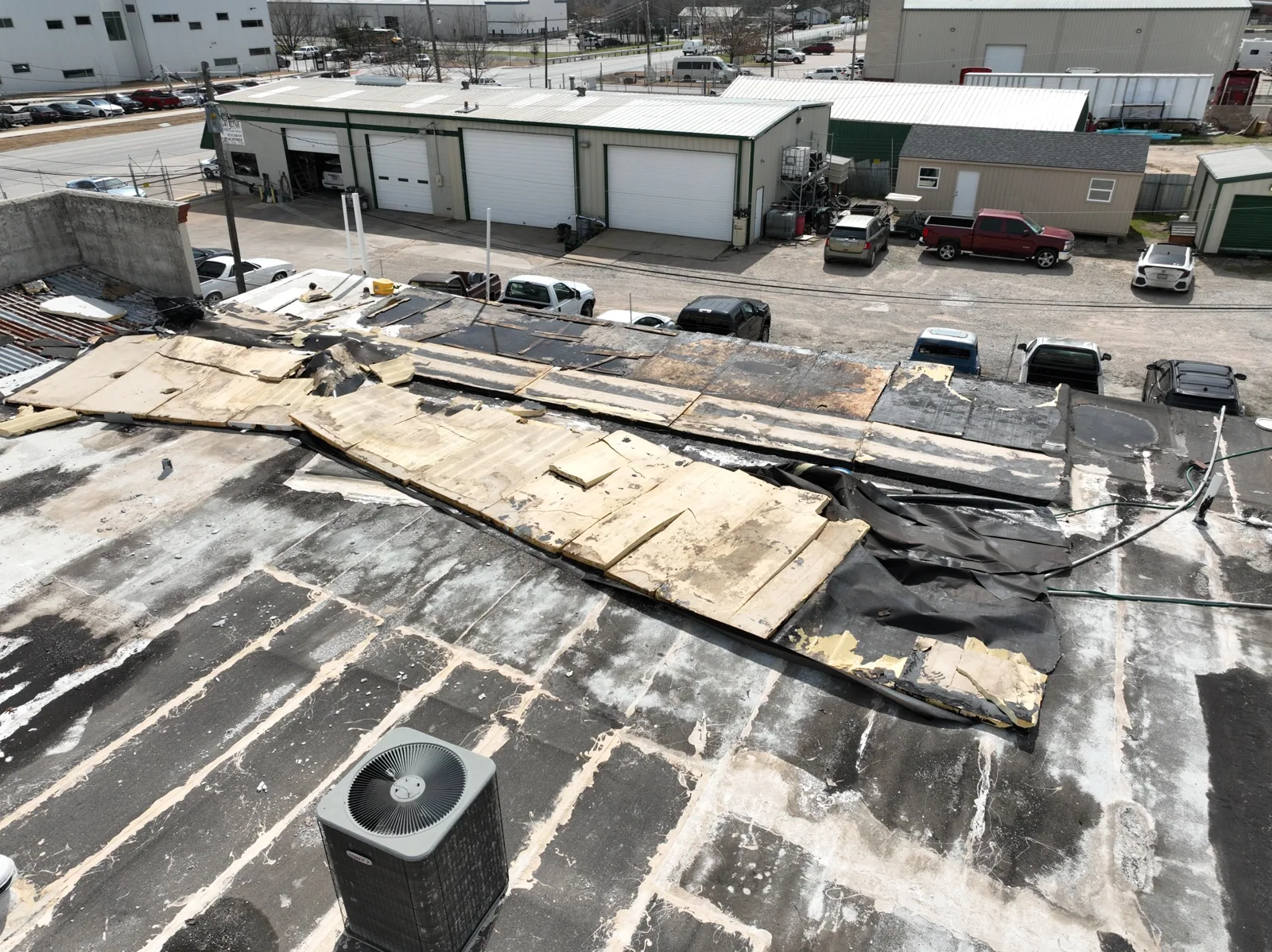 Emergency roof repair | Commercial Roofing Mission